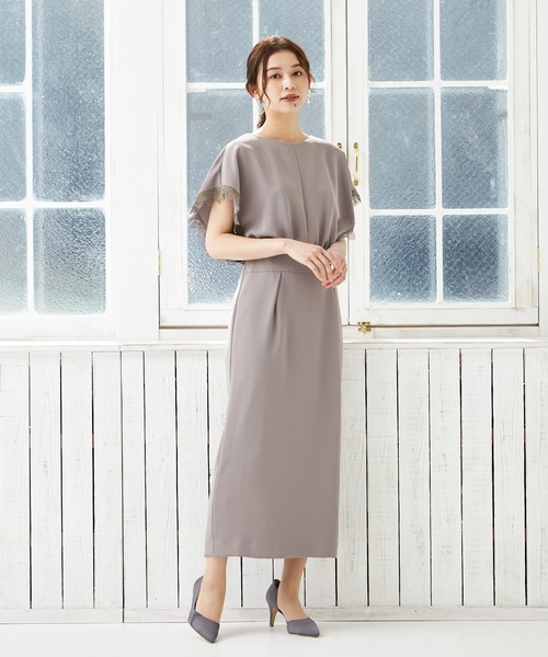 AIMER（エメ）の「ケミカルレースブレード袖ブラウジングIラインパーティードレス（ワンピース・レディース・スモーキーグリーン系/ベージュ/チャコールグレー/モカ・MEDIUM）」の5枚目の写真