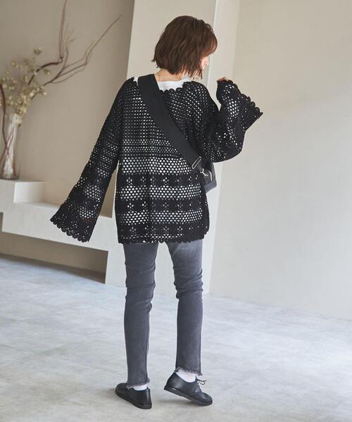 coen（コーエン）の「レース編みシアー深Vネックニット（ニット/セーター・レディース・ブラック/ナチュラル・FREE）」の11枚目の写真