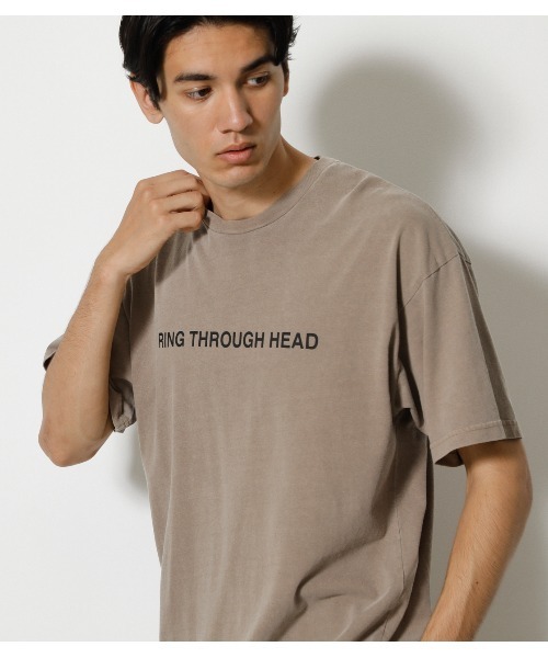 AZUL by moussy（アズールバイマウジー）の「PIGMENT GRAPHIC TEE / ピグメント グラフィックTシャツ（Tシャツ/カットソー・メンズ・ホワイト/ライトブラック/ライトベージュ・MEDIUM/LARGE）」の19枚目の写真