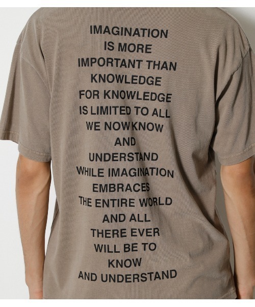 AZUL by moussy（アズールバイマウジー）の「PIGMENT GRAPHIC TEE / ピグメント グラフィックTシャツ（Tシャツ/カットソー・メンズ・ホワイト/ライトブラック/ライトベージュ・MEDIUM/LARGE）」の16枚目の写真