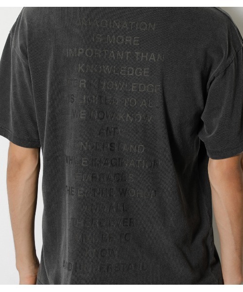 AZUL by moussy（アズールバイマウジー）の「PIGMENT GRAPHIC TEE / ピグメント グラフィックTシャツ（Tシャツ/カットソー・メンズ・ホワイト/ライトブラック/ライトベージュ・MEDIUM/LARGE）」の21枚目の写真