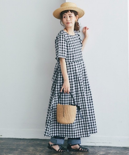 and R（アンドアール）の「ギンガムチェックバックリボンワンピース（ワンピース・レディース・ブラック・FREE）」の2枚目の写真