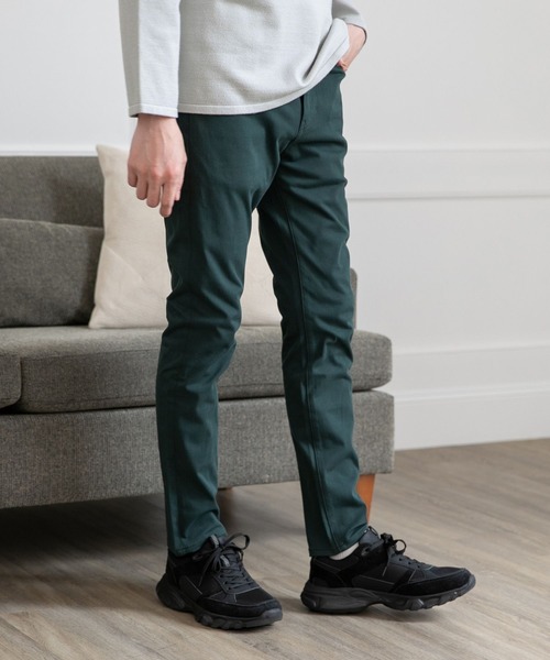 GLOBAL WORK（グローバルワーク）の「モーションテックスキニー/952567（その他パンツ・メンズ・ホワイト系その他2/ブラック/その他/ベージュ/ダークブラウン/カーキ/ネイビー/グレー/ベージュ系その他/グリーン/グレー系9/ホワイト/オフホワイト/ベージュ系その他3/ダークグリーン/グレー系その他4/キャメル/ブラウン系その他/グリーン系その他7/グレー系その他7/ライトブルー・X-SMALL/X-LARGE/LARGE/MEDIUM/2XS/SMALL）」の15枚目の写真