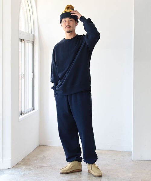 BEAMS（ビームス）の「BEAMS / ルーズ ヘビーウェイト クルーネック スウェット（スウェット・メンズ・ネイビー/ブラック系その他/ブラック・LARGE/X-LARGE/SMALL/MEDIUM）」の8枚目の写真