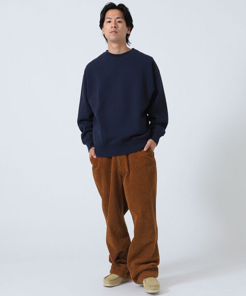 BEAMS（ビームス）の「BEAMS / ルーズ ヘビーウェイト クルーネック スウェット（スウェット・メンズ・ネイビー/ブラック系その他/ブラック・LARGE/X-LARGE/SMALL/MEDIUM）」の17枚目の写真
