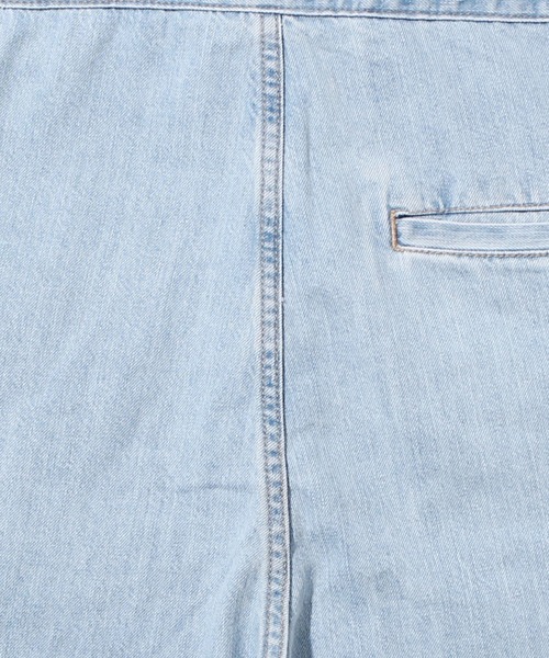 Levi's（リーバイス）の「ROOMY JUMPSUIT IN MY FEELS（つなぎ/オールインワン・レディース・ライトインディゴブルー・M/XS/S）」の9枚目の写真