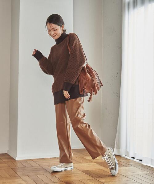 coen（コーエン）の「フェイクレザーテーパードパンツ（その他パンツ・レディース・ブラック/ブラウン・MEDIUM/LARGE）」の9枚目の写真