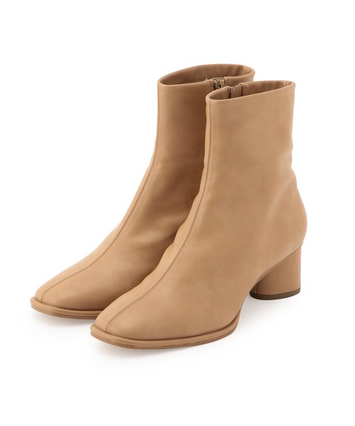 ADAM ET ROPE'（アダムエロペ）の「〈追加〉ストレッチショートブーツ（ブーツ・レディース・ブラック/オフホワイト/キャメル・23.5cm/24.5cm/23.0cm/24.0cm）」の18枚目の写真