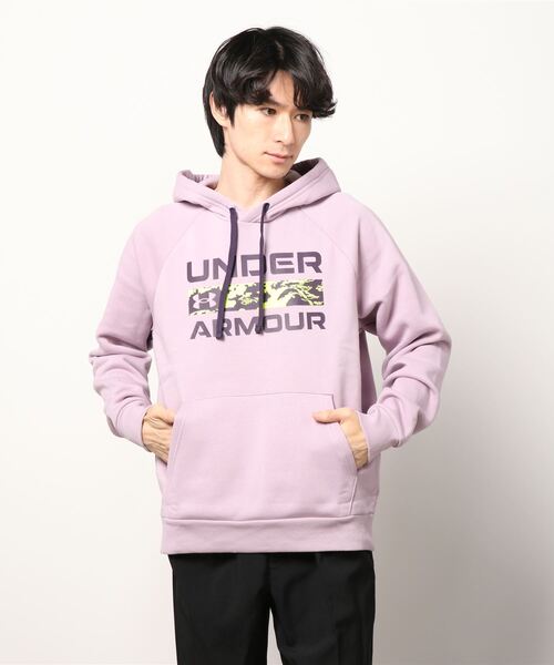UNDER ARMOUR(アンダーアーマー)の「UAライバルフリース フーディー シグネチャー(トレーニング/メンズ)(スウェット・メンズ・ブラック/スモークピンク・XXL/3XL/S/L/XL/M)」の4枚目の写真