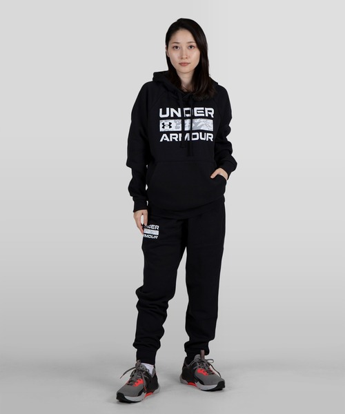 UNDER ARMOUR(アンダーアーマー)の「UAライバルフリース フーディー シグネチャー(トレーニング/メンズ)(スウェット・メンズ・ブラック/スモークピンク・XXL/3XL/S/L/XL/M)」の9枚目の写真