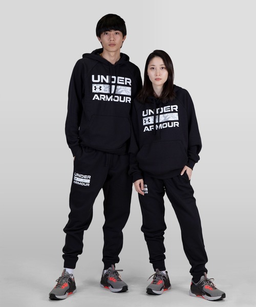UNDER ARMOUR(アンダーアーマー)の「UAライバルフリース フーディー シグネチャー(トレーニング/メンズ)(スウェット・メンズ・ブラック/スモークピンク・XXL/3XL/S/L/XL/M)」の10枚目の写真