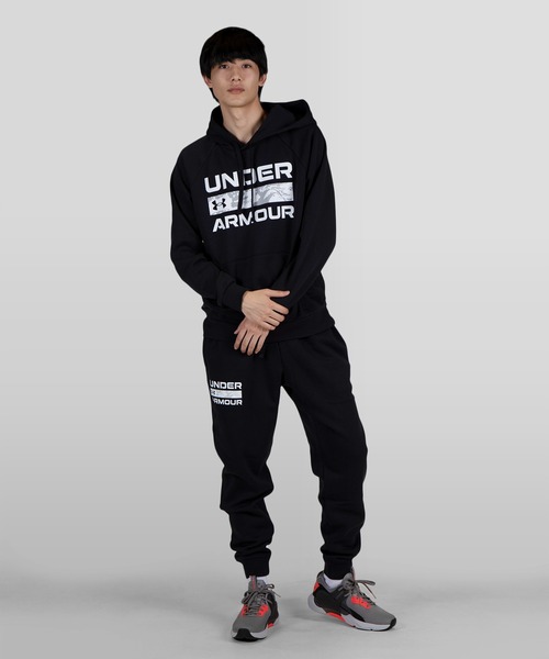 UNDER ARMOUR(アンダーアーマー)の「UAライバルフリース フーディー シグネチャー(トレーニング/メンズ)(スウェット・メンズ・ブラック/スモークピンク・XXL/3XL/S/L/XL/M)」の13枚目の写真