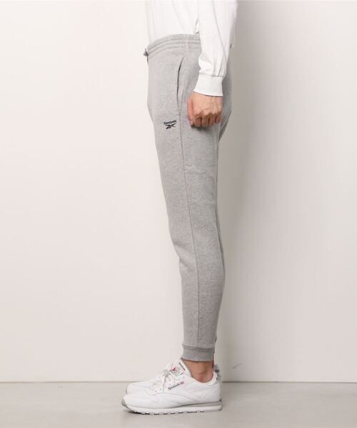 Reebok（リーボック）の「 アイデンティティ ジョガー / Identity Joggers（スウェットパンツ・メンズ・ブラック/ネイビー/ヘザーグレー・SMALL/MEDIUM/LARGE/X-LARGE/XX-LARGE/X-SMALL/XXX-LARGE）」の13枚目の写真