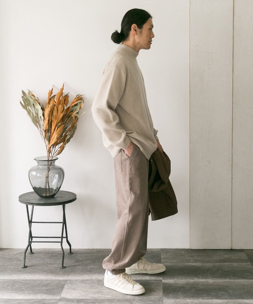 URBAN RESEARCH DOORS（アーバンリサーチドアーズ）の「ハミルトンウールハーフネックニット（ニット/セーター・メンズ・ダークブラウン/ベージュ/レッド・40/38）」の14枚目の写真