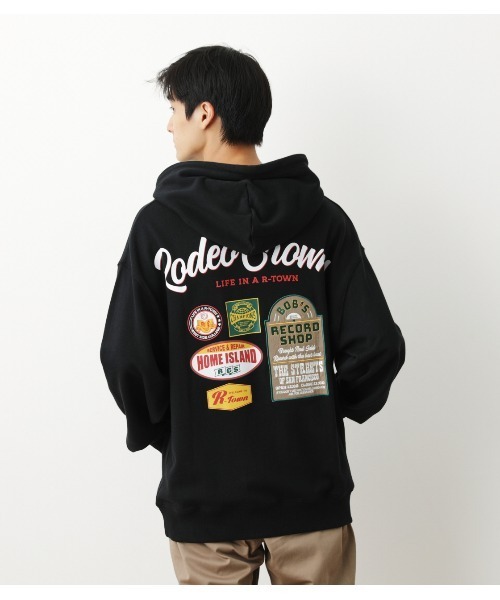 RODEO CROWNS WIDE BOWL(ロデオクラウンズワイドボウル)の「メンズSIGNSパーカー(パーカー・メンズ・ダークグリーン/ベージュ/ブラック・MEDIUM/LARGE/X-LARGE)」の10枚目の写真