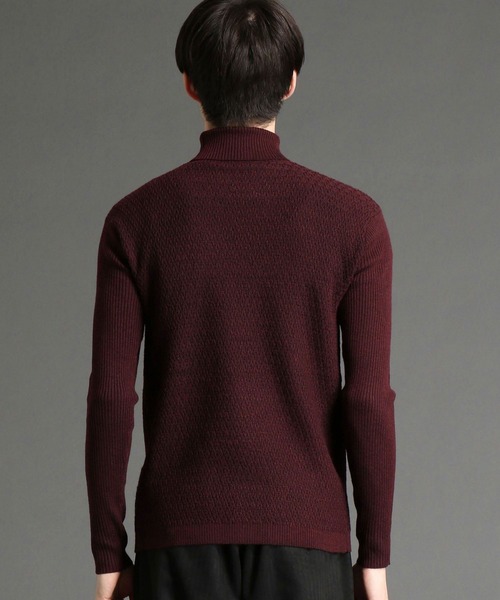 HIDEAWAYS NICOLE（ハイダウェイニコル）の「シェブロン柄オフタートル