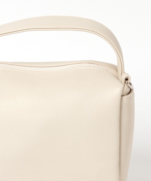 LOWRYS FARM(ローリーズファーム)の「柔らか軽いハンドバッグ 260587(ショルダーバッグ・レディース・アイボリー/ブラック/グリーン/オレンジ・FREE)」の22枚目の写真