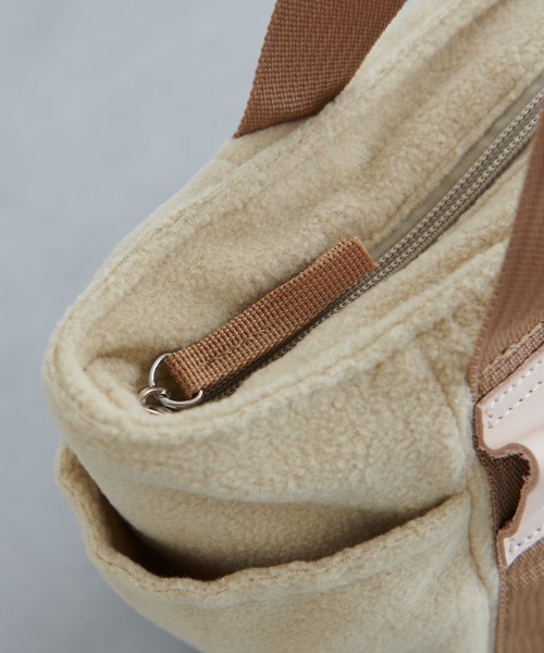 PUAL CE CIN（ピュアルセシン）の「WINTER SMAL TOTE／ボア スモールトートバッグ（トートバッグ・レディース・カーキ/ブラウン/ブラック/アイボリー・FREE）」の19枚目の写真