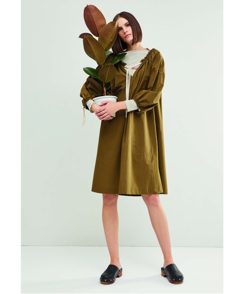 ottod'Ame（オットダム）の「ottod'Ame/オットダム/タイプライター ドローストリングネック ワンピース（ワンピース・レディース・カーキ/ブラック/ベージュ・40）」の12枚目の写真