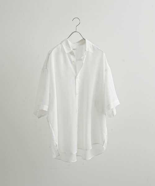 JUNRED（ジュンレッド）の「パールシアーハーフスリーブルーズシャツ（シャツ/ブラウス・メンズ・ホワイト/チャコールグレー/サックスブルー/ライトグリーン・M/S/L）」の2枚目の写真