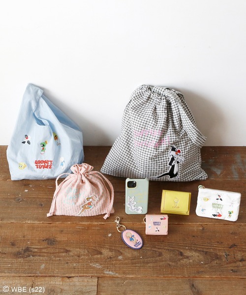 ACCOMMODE（アコモデ）の「ルーニー・テューンズ / バイカラーiPhoneケース 13対応（スマホケース/カバー・レディース・ミント/イエロー/グレー/ピンク・FREE）」の5枚目の写真