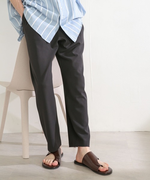 SENSE OF PLACE by URBAN RESEARCH（センスオブプレイスバイアーバンリサーチ）の「『セットアップ対応』 ダブルタックテーパードスラックス（スラックス・メンズ・チャコールグレー/ライトブルー/ブラック/ネイビー/ブルー/ライトベージュ/ライトカーキ・SMALL/MEDIUM/LARGE）」の3枚目の写真