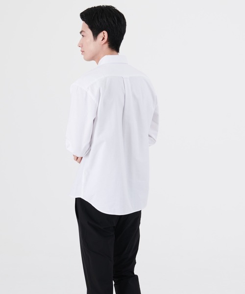 Blue Standard （ブルースタンダード）の「【BLUE STANDARD】ラクケア イージーケア加工 オックスリラックスフィットボタンダウンシャツ（シャツ/ブラウス・メンズ・ホワイト/ダークグリーン/ブルー系その他/スミクロ・MEDIUM/LARGE/X-LARGE）」の9枚目の写真