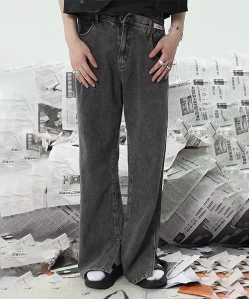 WESTBOY(ウエストボーイ)の「Transformed Slit Flare Pants WO22S1PT07 【WB ORIGINALS】(デニムパンツ・メンズ・ブルー/ブラック・M/L/XL)」の2枚目の写真