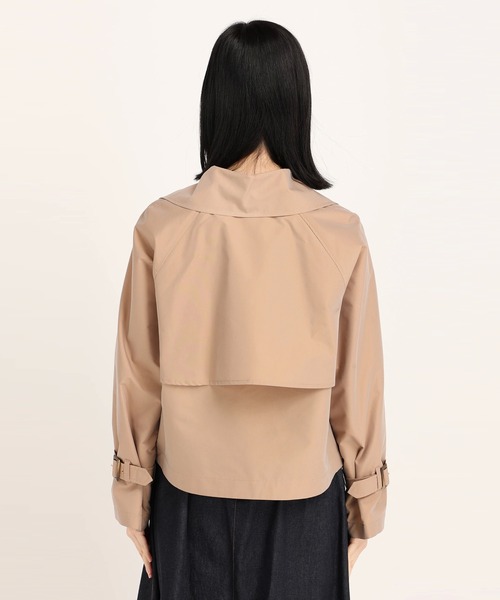 STRAWBERRY-FIELDS（ストロベリーフィールズ）の「ハイカウントシャンブレー　ショートトレンチコート（トレンチコート・レディース・カーキ/ピンク・2）」の4枚目の写真