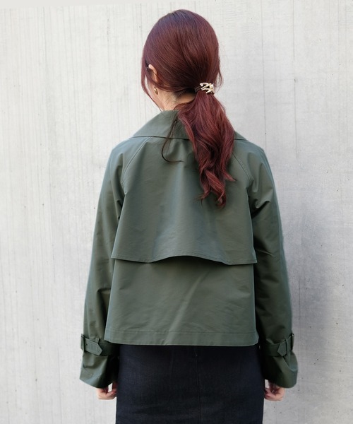 STRAWBERRY-FIELDS（ストロベリーフィールズ）の「ハイカウントシャンブレー　ショートトレンチコート（トレンチコート・レディース・カーキ/ピンク・2）」の12枚目の写真