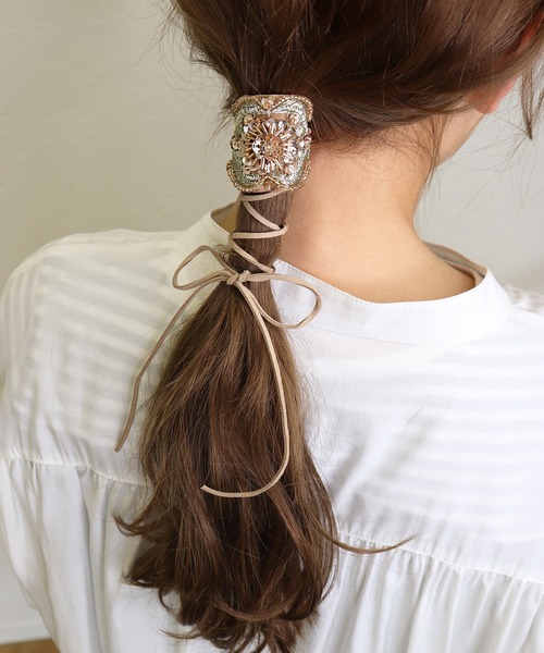セール】ビーズ刺繍 ポニーフック（その他ヘアアクセサリー