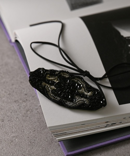 Monocoro toppi（モノコロトッピ）の「ビーズ刺繍 ポニーフック（その他ヘアアクセサリー・レディース・ブラック/アイボリー/ベージュ/ブラウン・フリー）」の15枚目の写真