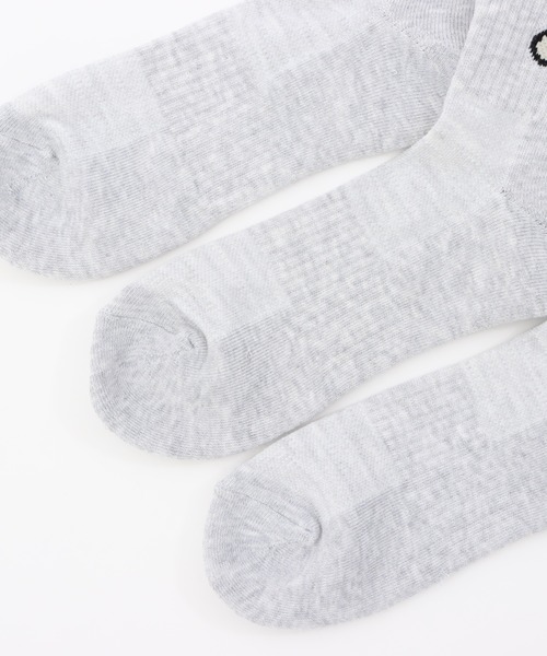 Champion(チャンピオン)の「【Champion/チャンピオン】メンズ レディース 【3足組】 クォーターレングスソックス【ハーフパイル】(ソックス/靴下・メンズ・ホワイト/シルバーグレー/ブラック・SMALL/MEDIUM/LARGE)」の11枚目の写真