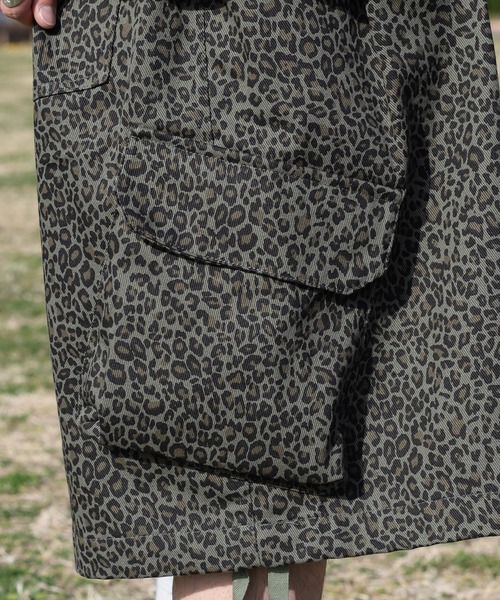 Perushu（ペルーシュ）の「ワイドカーゴハーフパンツ（その他パンツ・メンズ・グリーン系その他/ブラック/アイボリー/その他/レオパード/カーキ/ライトブルー・LARGE/MEDIUM/SMALL）」の14枚目の写真