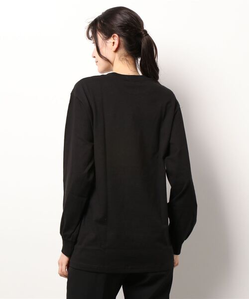 Q（キュー）の「AURA ロンT（Tシャツ/カットソー・レディース・ホワイト/ブラック・MEDIUM）」の4枚目の写真