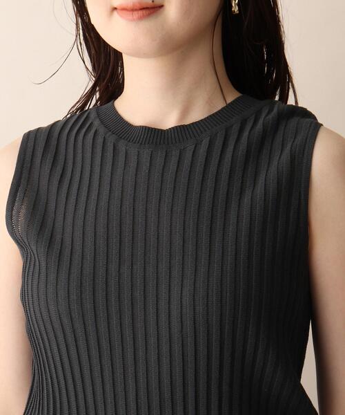 OPAQUE.CLIP（オペークドットクリップ）の「◆タックプリーツニットワンピース（ワンピース・レディース・マスタード/ライトベージュ/ガンメタ・38/36）」の7枚目の写真