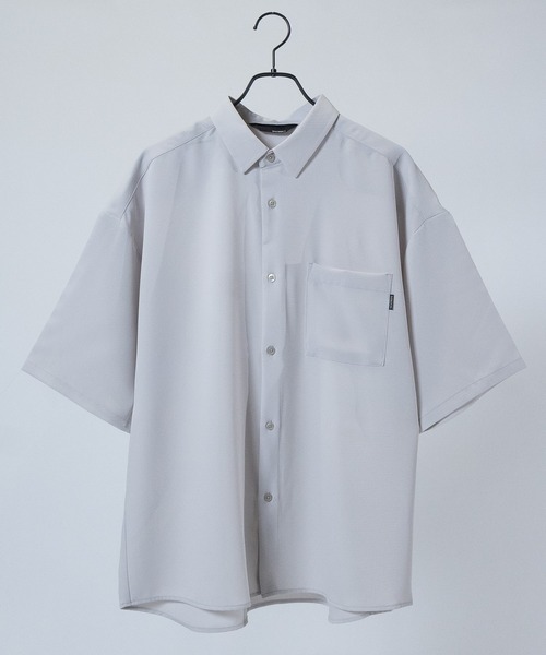 Naive magic（ナイーブマジック）の「【a】ナチュラルストレッチポリエステル ルーズサイズ ベーシック/クレリック 半袖シャツ（シャツ/ブラウス・メンズ・ホワイト/その他/ブラック/グレイッシュベージュ/ホワイト系その他/グリーン/その他1/ブルー/ブラック系その他/ホワイト系その他2/ブルー系その他/ブラック系その他2/ベージュ系その他/グリーン系その他/ライトグレー系1/ブラック系2/ホワイト系2/ブルー系2/ブルー系1/ライトグレー系2/マルチ・LARGE/MEDIUM/X-LARGE）」の9枚目の写真