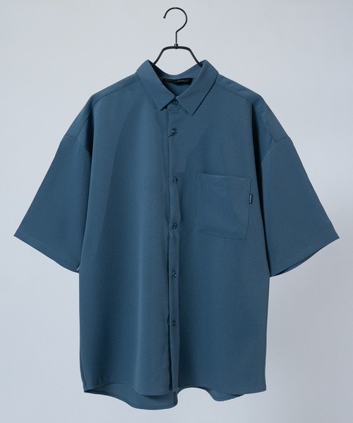 Naive magic（ナイーブマジック）の「【a】ナチュラルストレッチポリエステル ルーズサイズ ベーシック/クレリック 半袖シャツ（シャツ/ブラウス・メンズ・ホワイト/その他/ブラック/グレイッシュベージュ/ホワイト系その他/グリーン/その他1/ブルー/ブラック系その他/ホワイト系その他2/ブルー系その他/ブラック系その他2/ベージュ系その他/グリーン系その他/ライトグレー系1/ブラック系2/ホワイト系2/ブルー系2/ブルー系1/ライトグレー系2/マルチ・LARGE/MEDIUM/X-LARGE）」の17枚目の写真