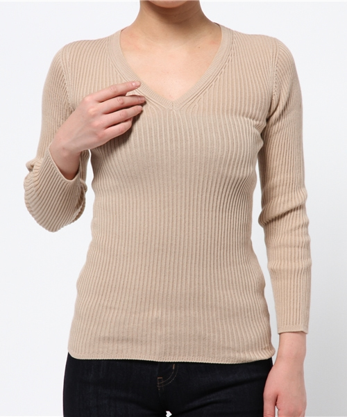 Whim Gazette（ウィムガゼット）の「ホールガーメントリブVネックプルオーバー（ニット/セーター・レディース・ホワイト/ベージュ/ネイビー/ブラック・ﾌﾘ-）」の4枚目の写真