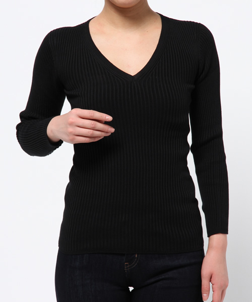 Whim Gazette（ウィムガゼット）の「ホールガーメントリブVネックプルオーバー（ニット/セーター・レディース・ホワイト/ベージュ/ネイビー/ブラック・ﾌﾘ-）」の3枚目の写真