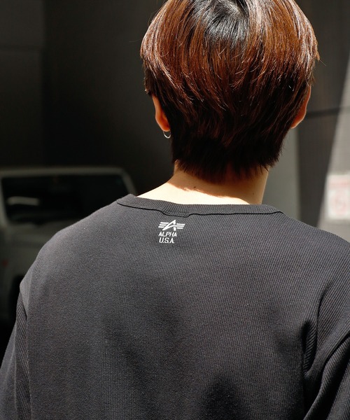 Alpha Industries（アルファインダストリーズ）の「ALPHA INDUSTRIES/アルファインダストリーズ S/S RIB T CREW NECK リブクルーネックT（Tシャツ/カットソー・メンズ・グレー/ホワイト/ブラック・XL/L/M）」の22枚目の写真