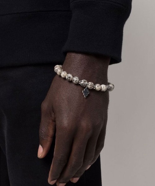 MARCELO BURLON（マルセロ・バーロン）の「【MARCELO BURLON】CROSS BEADS BRACELET（ブレスレット・メンズ・ホワイト×シルバー/レッド系その他・F）」の6枚目の写真
