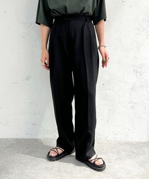 タックゆるテーパードパンツ【ZOZOTOWN限定アイテム】