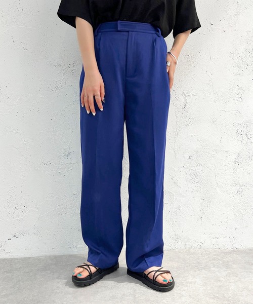 apres jour mignon(アプレジュールミニョン)の「タックゆるテーパードパンツ【ZOZOTOWN限定アイテム】(その他パンツ・レディース・ブルー/オフホワイト/ブラック・MEDIUM/X-LARGE/SMALL)」の18枚目の写真