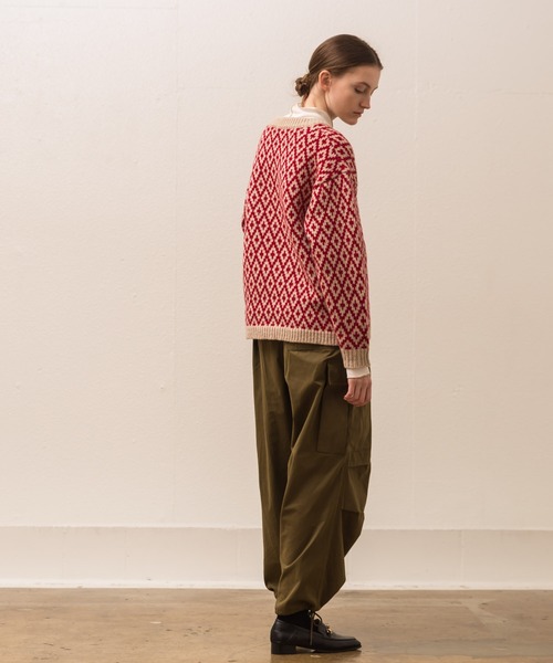 ALLUMER（アリュメール）の「アーガイルジャガードプルオーバーニット（ニット/セーター・レディース・ネイビー/レッド・1）」の14枚目の写真