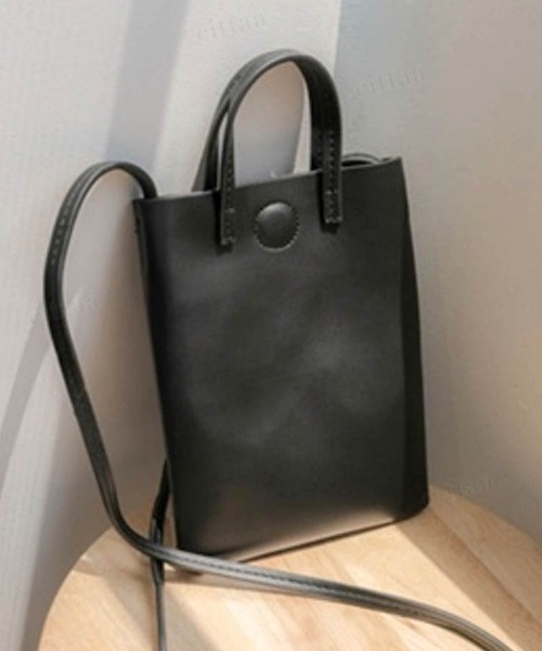 Dalfwin（ダールフィン）の「2022 AW 秋冬 レディース バッグ スクエアミニスマホショルダー スマホポシェット（ショルダーバッグ・レディース・ホワイト/ブラック/ダークベージュ・ONE SIZE）」の7枚目の写真