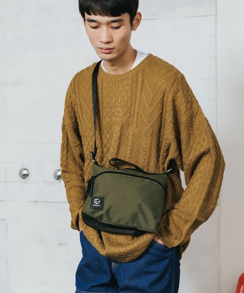 ABU GARCIA（アブ・ガルシア）の「AbuGarcia×RAMIDUS/アブ ガルシア×ラミダス DOUBLE FLAP SACOSHE サコッシュ ショルダーバッグ ワンポイント ロゴ（ショルダーバッグ・メンズ・ブラック/オリーブ・FREE）」の22枚目の写真