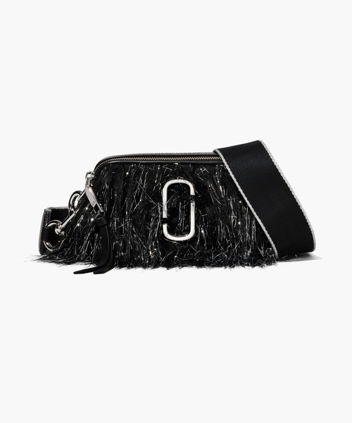 MARC JACOBS（マークジェイコブス）の「THE LUREX CREATURE SNAPSHOT/ザ ルレックス クリーチャー スナップショット（ショルダーバッグ・レディース・シルバー系その他/ブラック×シルバー・ONE SIZE）」の2枚目の写真