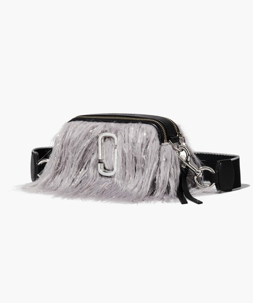 MARC JACOBS（マークジェイコブス）の「THE LUREX CREATURE SNAPSHOT/ザ ルレックス クリーチャー スナップショット（ショルダーバッグ・レディース・シルバー系その他/ブラック×シルバー・ONE SIZE）」の7枚目の写真