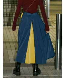バックZIPバイカラースカート